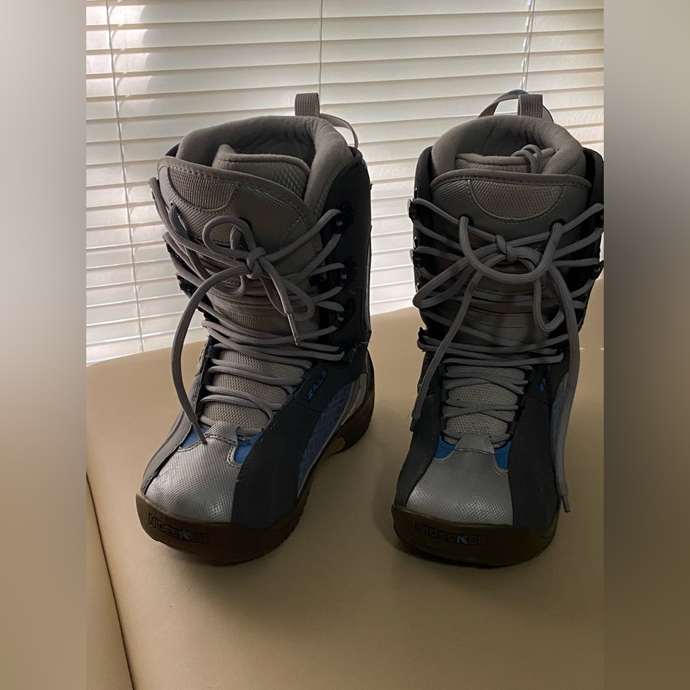 Nidecker snowboard boots- women’s - Picture 2 of 11